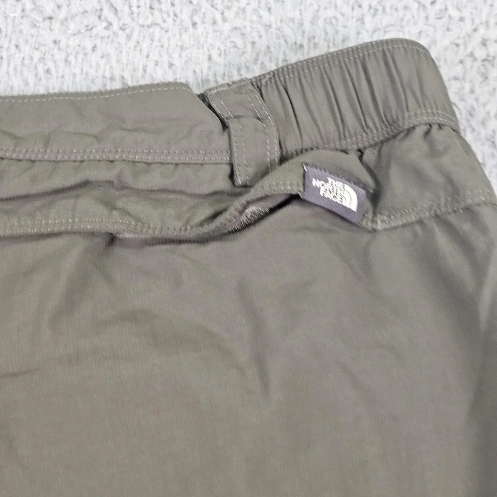 The North Face Cargo Shorts Mens‎ 36 Green Nylon Elastic Waist Hiking Outdoor